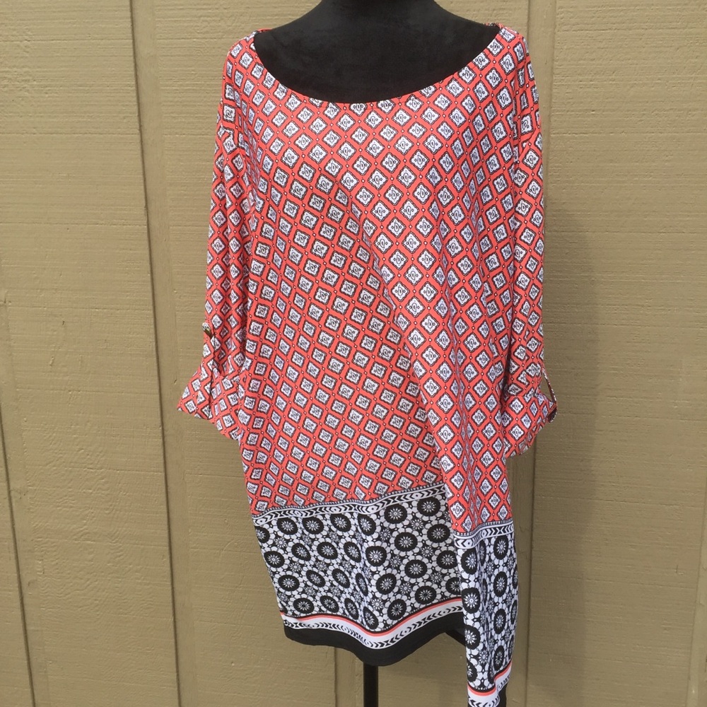 New Directions Abstract Design Tunic Blouse - Picture 3 of 11